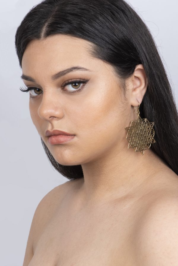 Tetrahedra earrings - Image 2